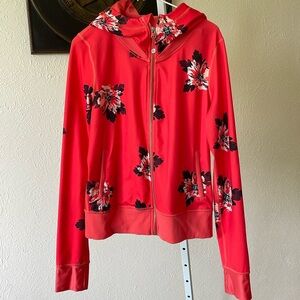 Lululemon Namaskar atomic flower parfait pink scuba hoodie